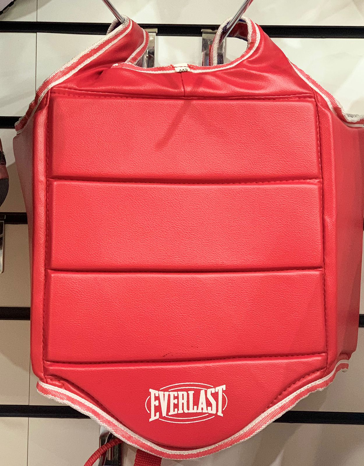 Жилет защитный для бокса и единоборств Everlast